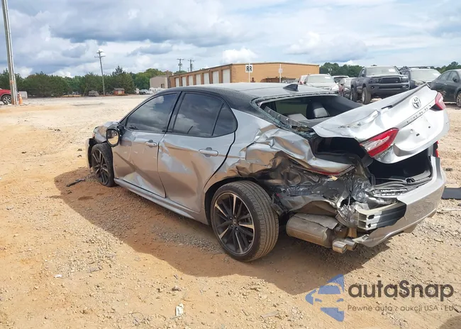 4T1B61HK2KU262368: 43404804