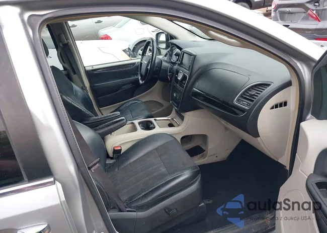 2C4RC1JG6GR174705: 43404840