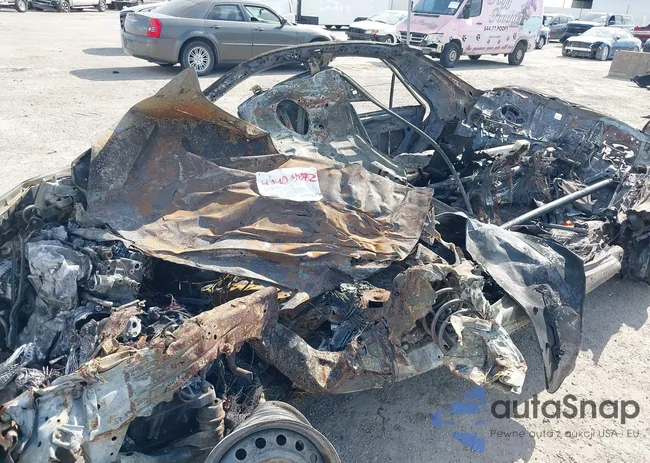 4T1BE32K53U679850: 43404872