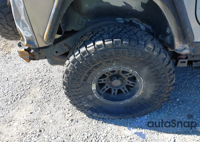 1J4FA49S25P342495: 43404899