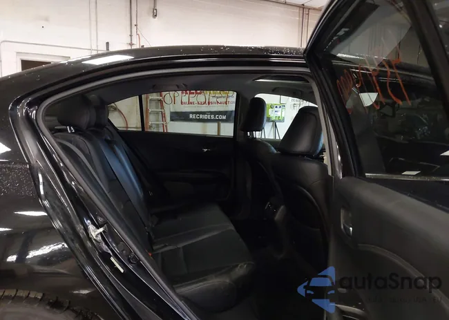 1HGCR2F8XEA299799: 43404990