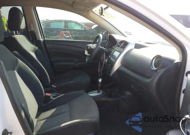 3N1CN7AP0JL886203: 43405040