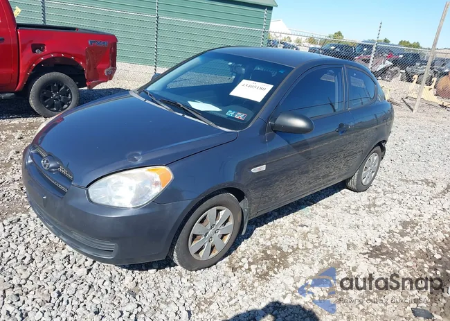 KMHCM36C79U120870: 43405180