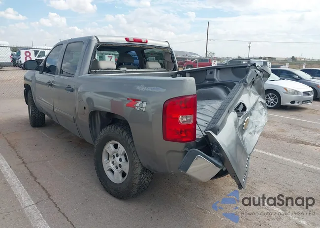 2GCEK13M281132553: 43404240