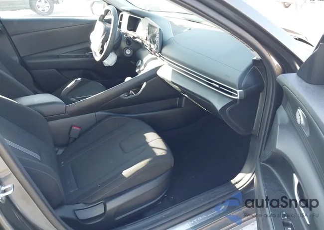 KMHLL4DG1RU818227: 43404263