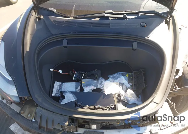 5YJ3E1EA5JF173389: 43404293