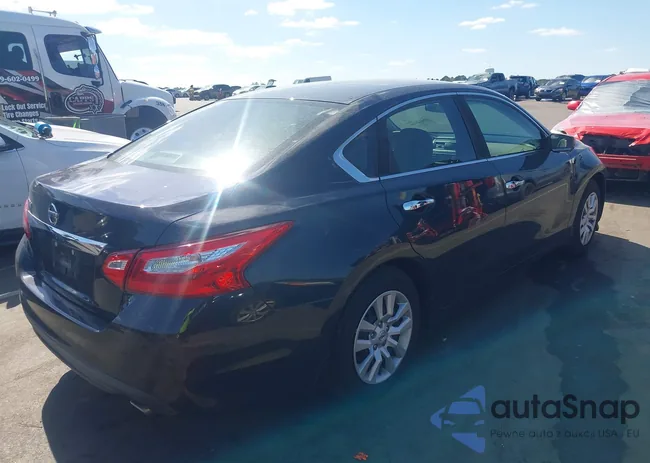 1N4AL3AP6GC283866: 43404340