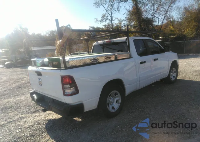 1C6RRECT4PN676732: 43404347