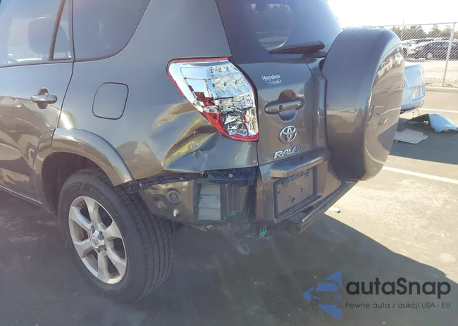 2T3YF4DV7BW097758: 43404353