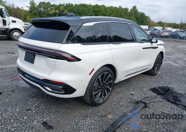 5LMPJ9JA7RJ803606: 43404437