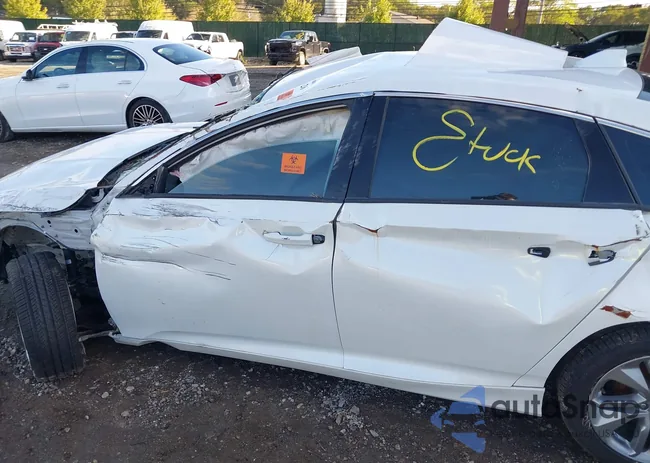 1HGCV1F18KA150800: 43405626