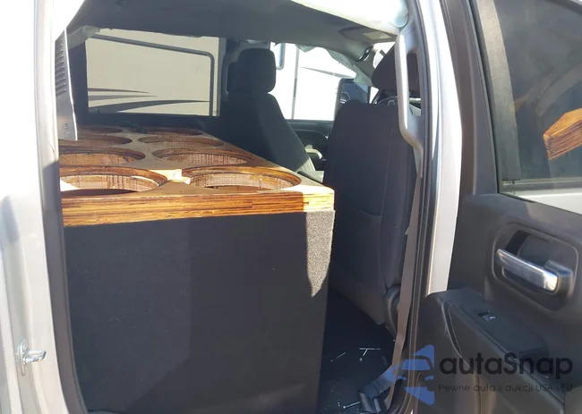 1GC1YNE71MF251323: 43405669