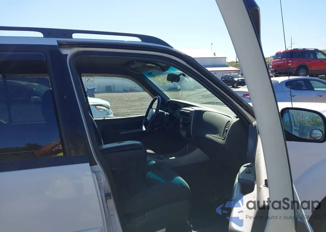 1FMZU77E61UB82329: 43405703