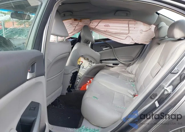 1HGCP26879A113647: 43405800