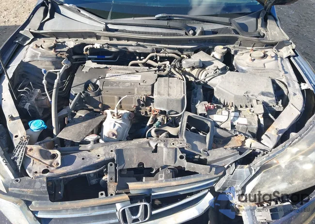 1HGCR2F33FA211035: 43405873