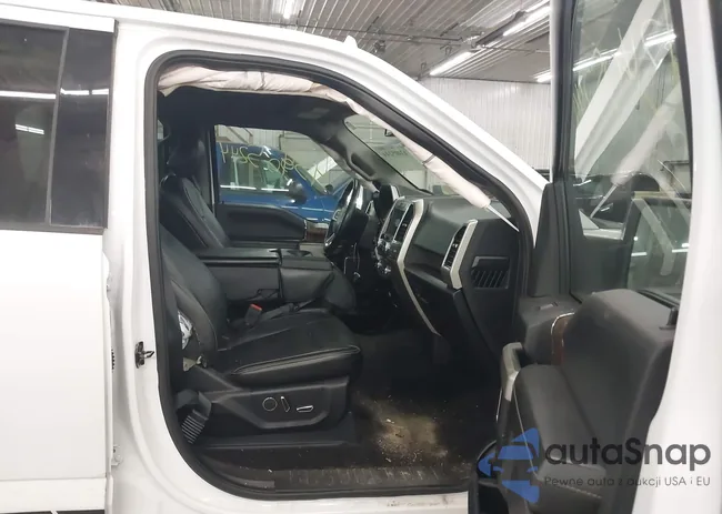 1FTEW1EG5JFA67112: 43405244