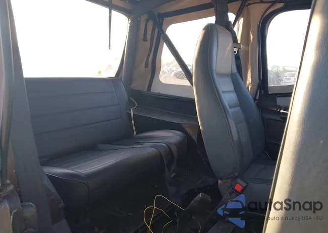 1J4FY19P7SP266919: 43405360