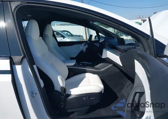 7SAXCBE68NF332875: 43405460