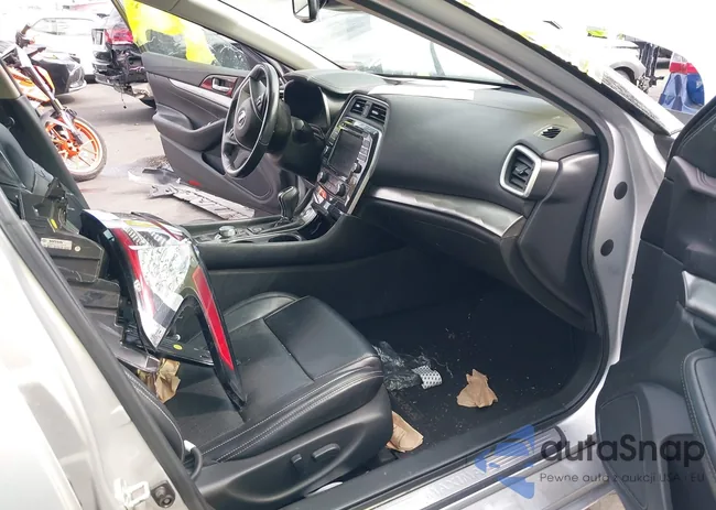 1N4AA6CV2NC503827: 43405484