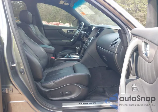 JN8CS1MW3HM415754: 43405520