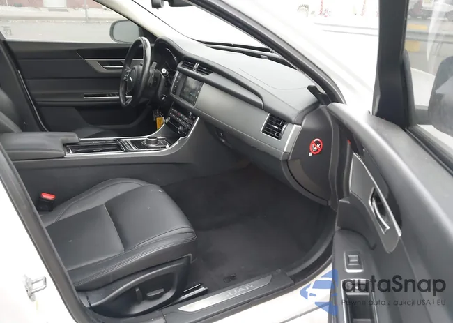 SAJBJ4BV8HCY44921: 43405529