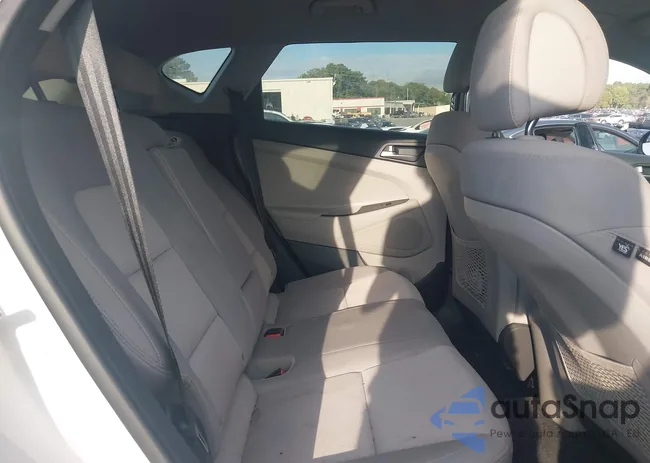 KM8J23A43JU654420: 43405560