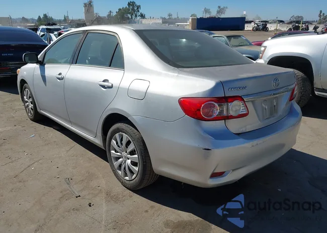 2T1BU4EE3CC817806: 43406886