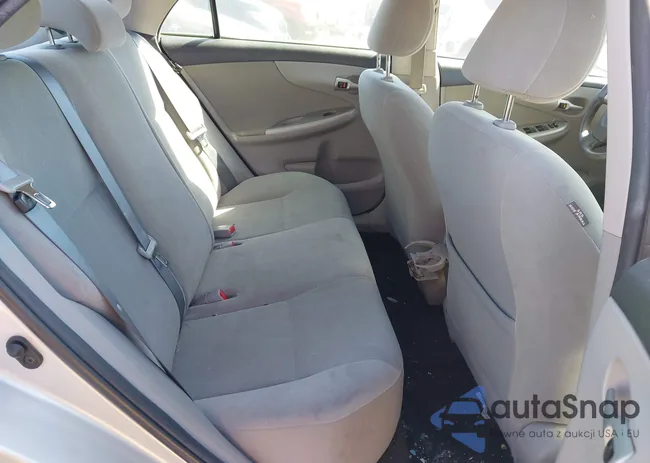 2T1BU4EE3CC817806: 43406886