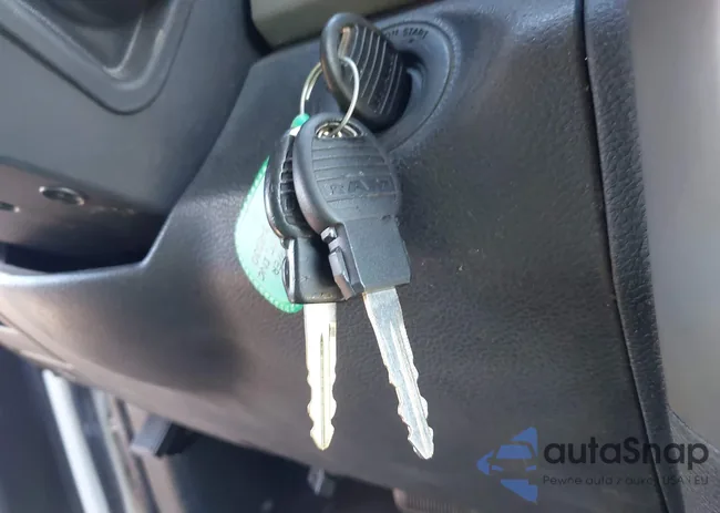 3D6WT2CT2BG598250: 43406944