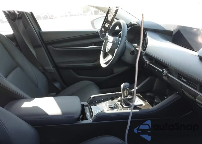 3MZBPABM6SM458570: 43407019