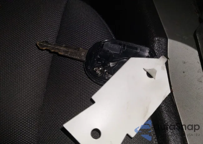 3FAHP0HAXAR407939: 43407064