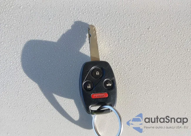 1HGCP2F33CA096261: 43406244