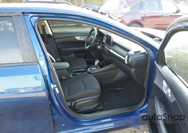 3KPF24AD3RE709118: 43407674