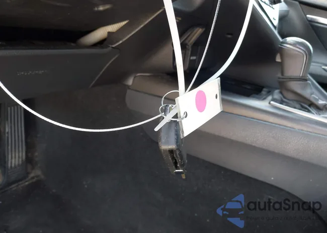 4T1G11AK8MU560960: 43407795