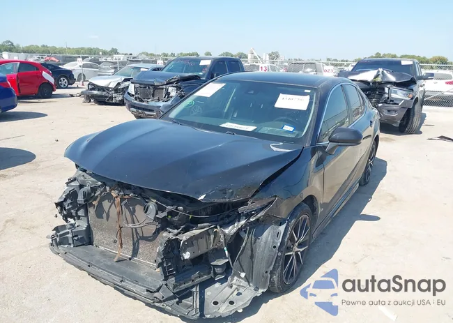 4T1G11AK8MU560960: 43407795