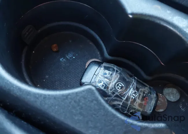 3LN6L2J90FR620958: 43407838