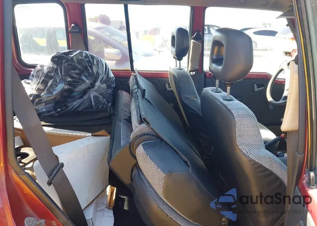 JS3TD03V3S4102656: 43407901