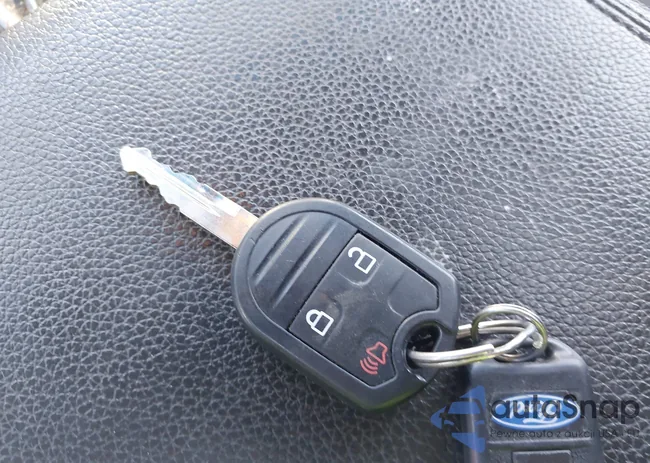 1FMJU2A53DEF43653: 43407939