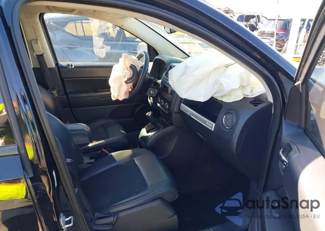 1C4NJCBA0FD263634: 43408083