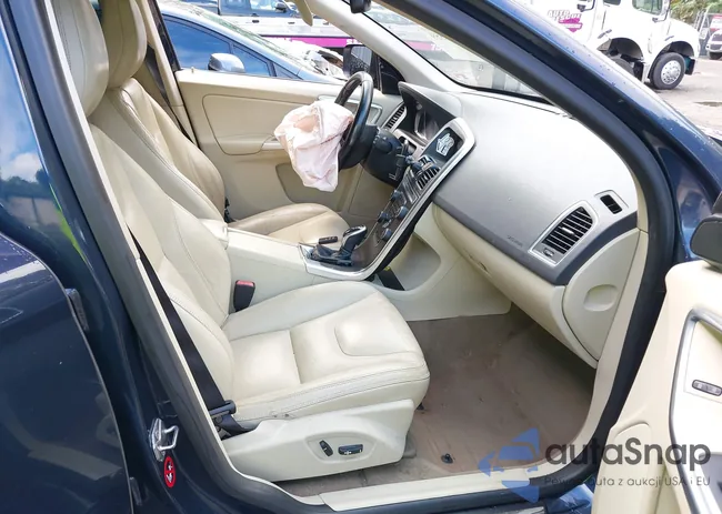 YV4952DL1E2540958: 43407559