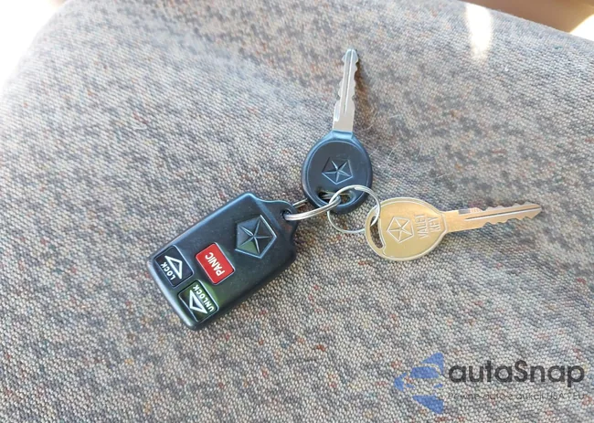 2B4GP45G6WR718493: 43408701