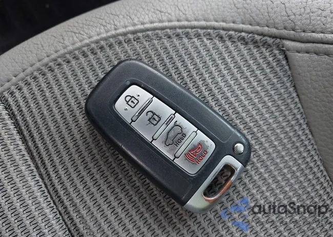 KMHTC6AD8CU067589: 43408833