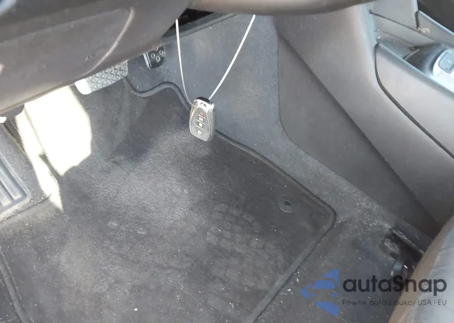 1G1ZB5STXHF270456: 43408979