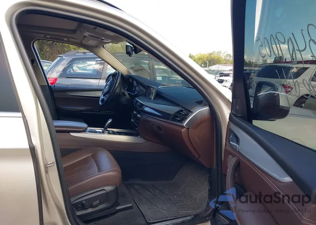 5UXKR0C56F0K58715: 43409005