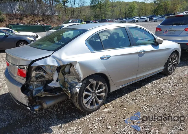 1HGCR2F57EA030181: 43409015