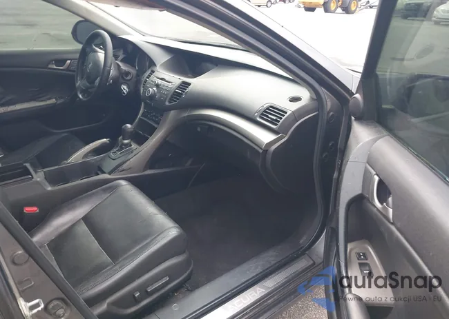 JH4CU2F68AC042973: 43408203