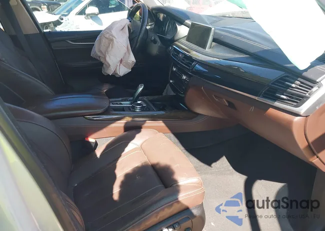 5UXKR2C51G0H42808: 43408237