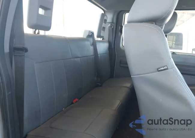 1FT7X2B68FEC98557: 43408339