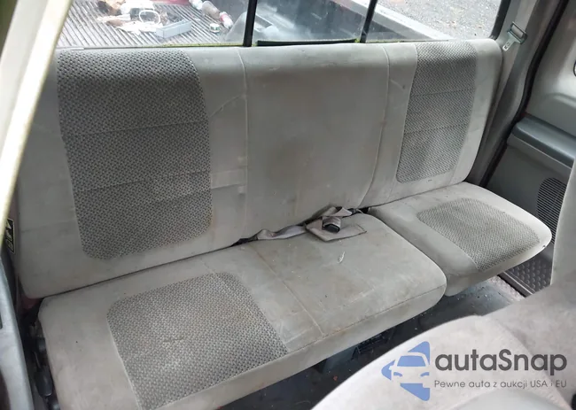 1FTNX21S21EB76274: 43408444