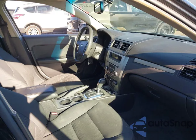 3FAHP0HA8BR147686: 43409631